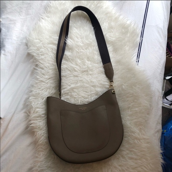 henri bendel Handbags - Henri Bendel Crossbody Hobo